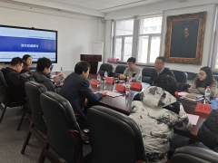 <b>机取从动化学院施行院长于天彪、副院长黄振贤</b>